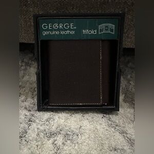 Men’s Genuine Leather Tri Fold Wallet Brown New In Box